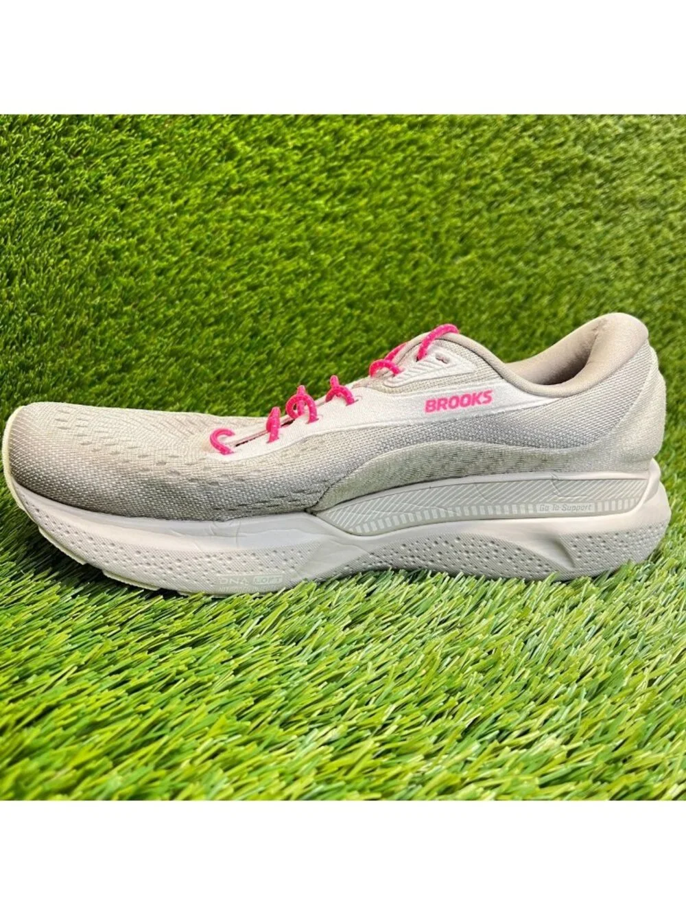 Brooks Adrenaline GTS 24 Womens Size 8.5 Beige Athletic Running Shoes Sneakers